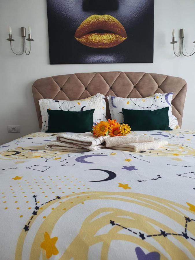 Chic Apartment- Place To Remember Galac Kültér fotó