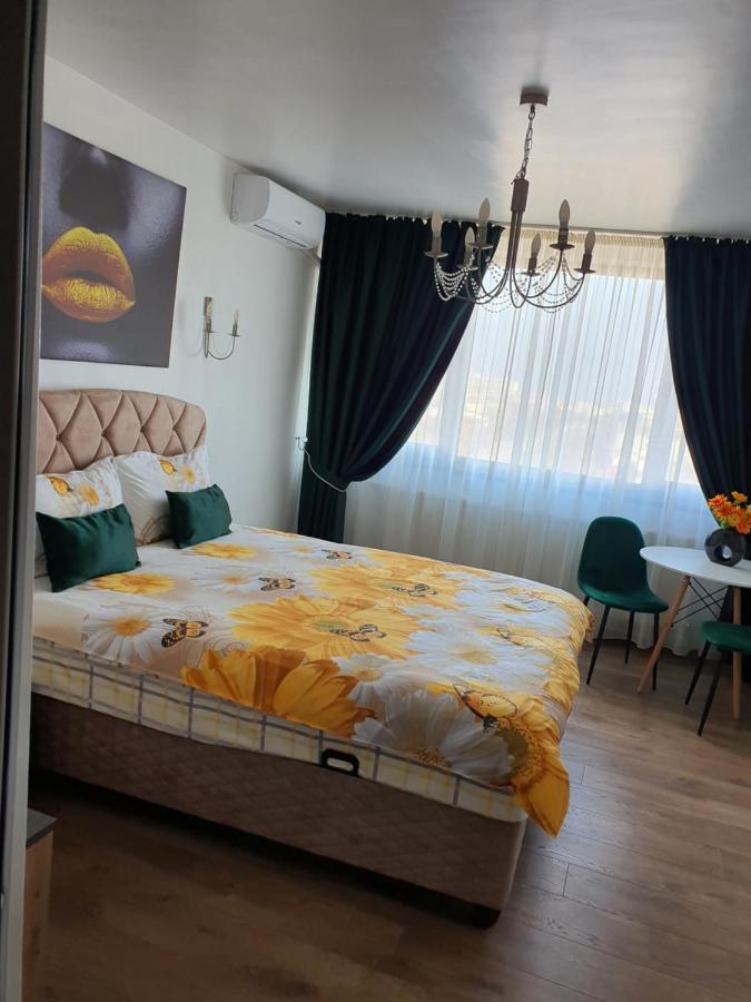 Chic Apartment- Place To Remember Galac Kültér fotó