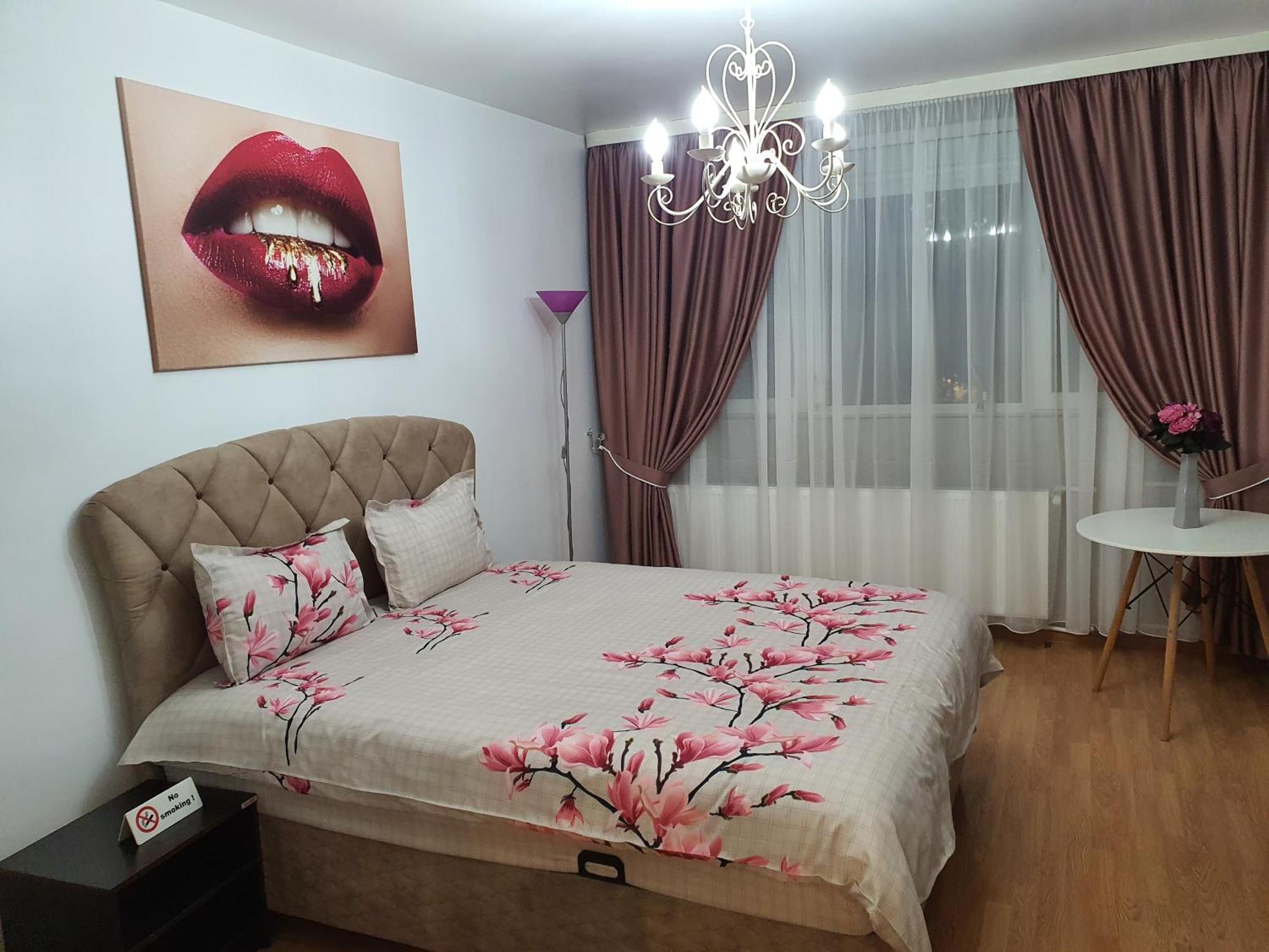 Chic Apartment- Place To Remember Galac Kültér fotó