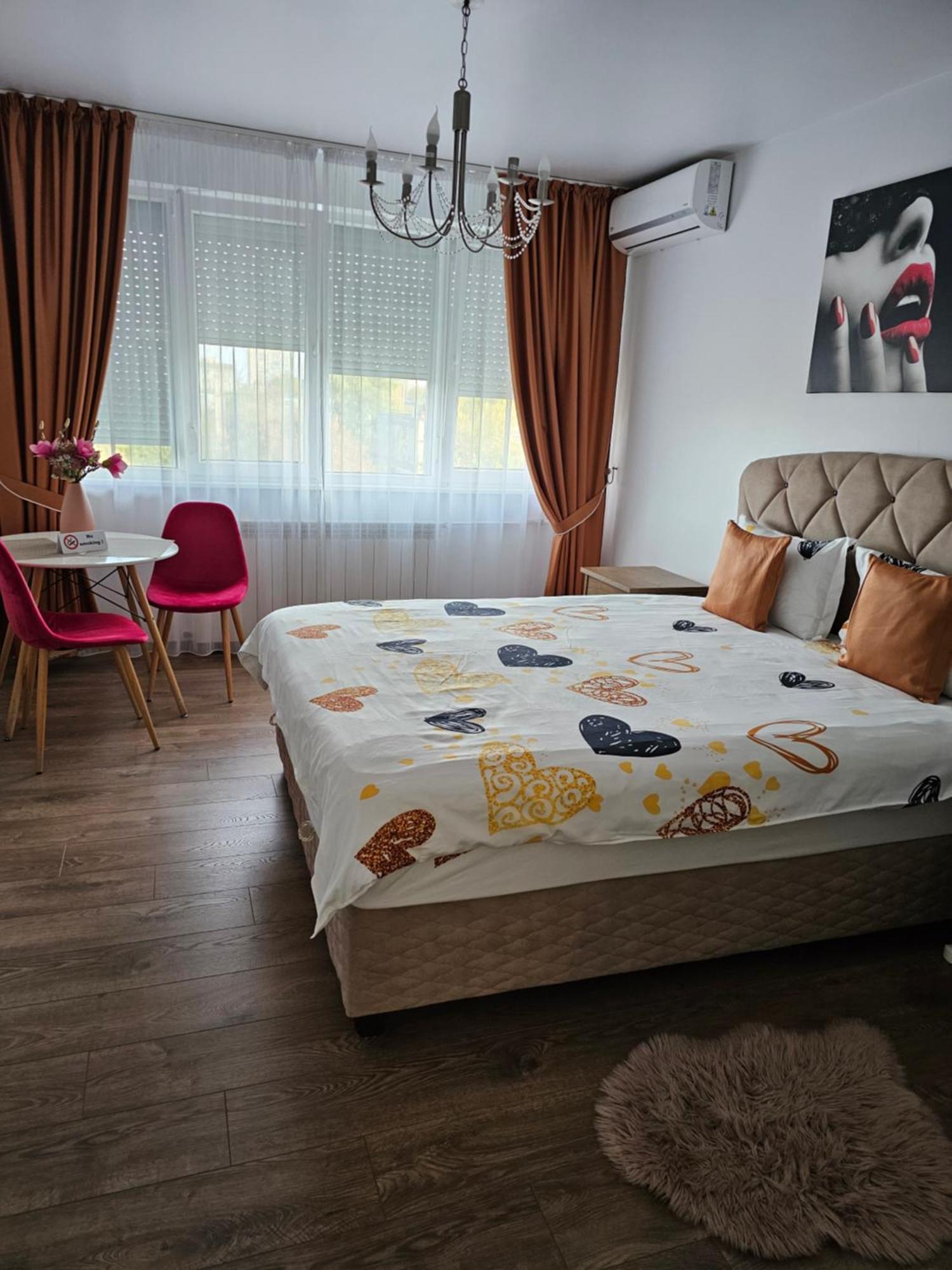 Chic Apartment- Place To Remember Galac Kültér fotó